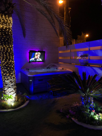 Гидромассажный спа-бассейн Sunrans SR806A